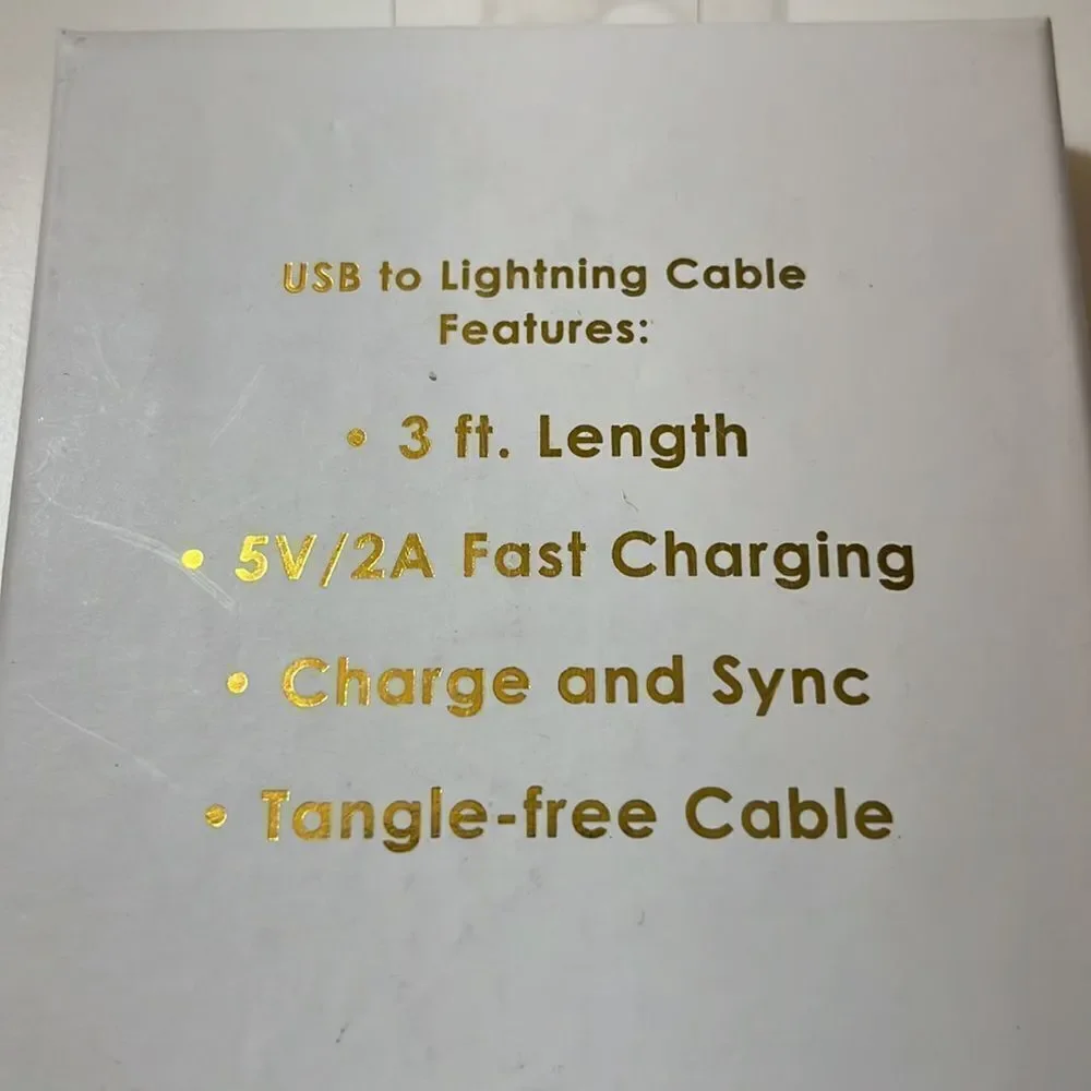 Sarina usb to Lightning cable 3 feet long New